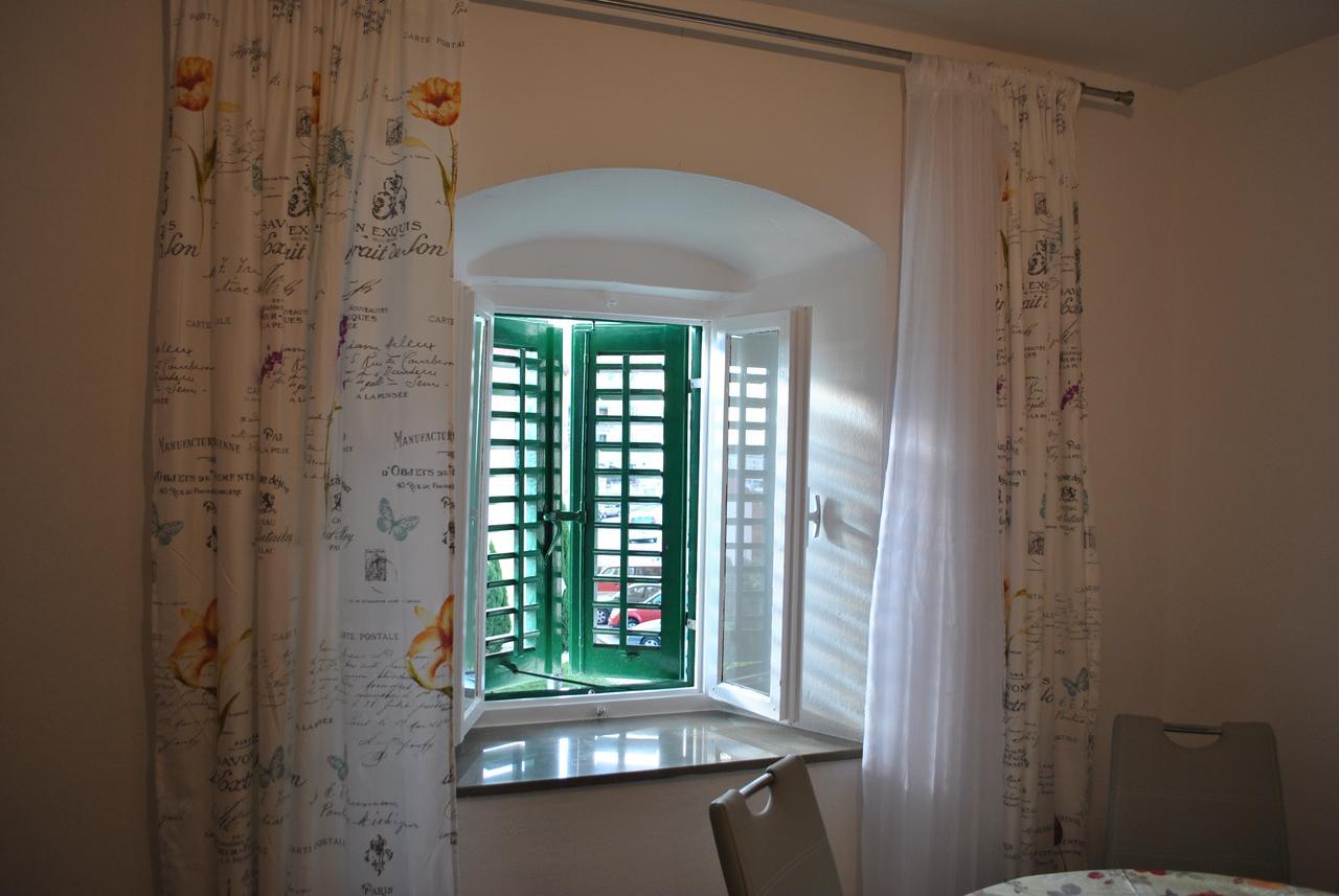 Apartment On The Square *