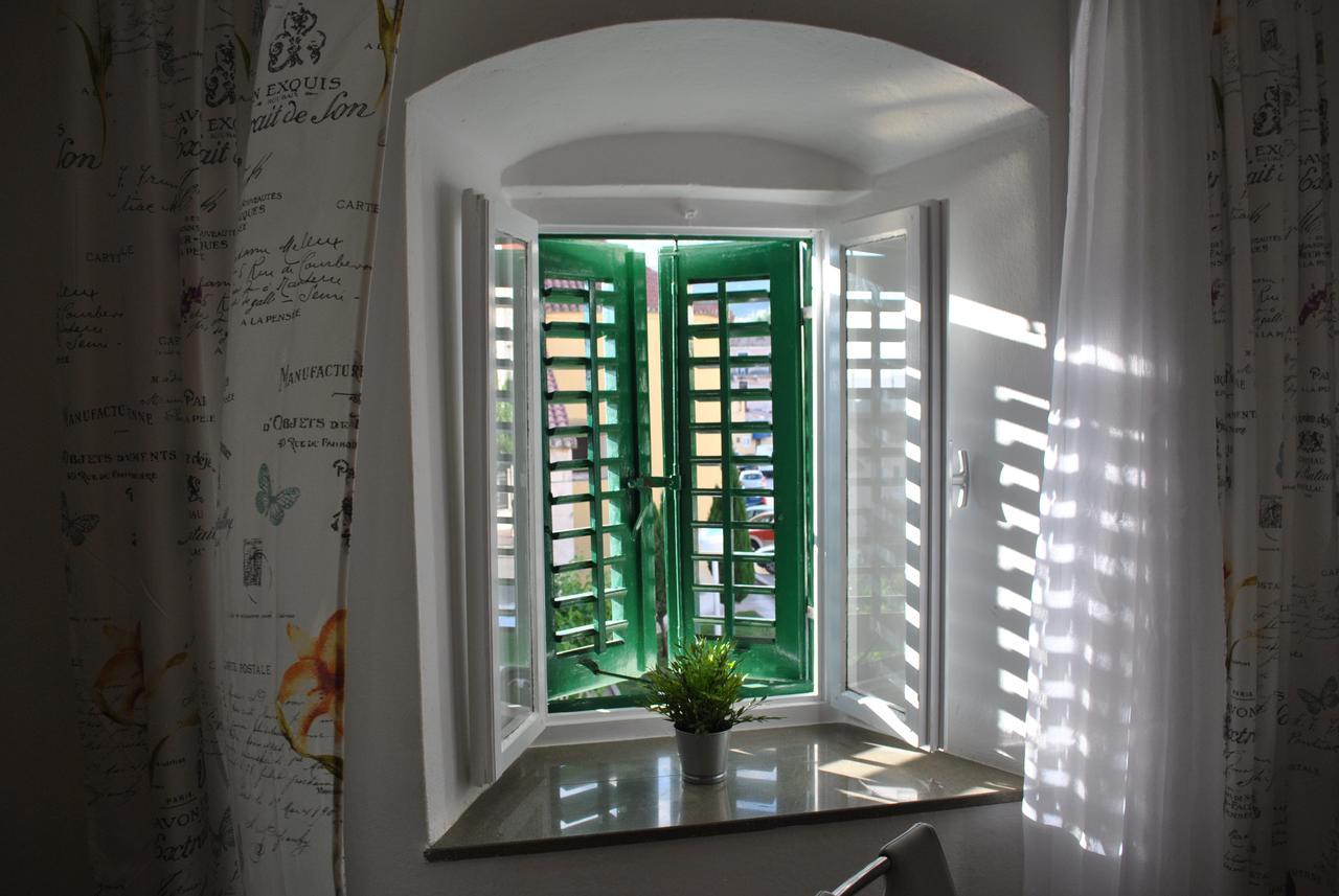 On The Square Apartment Makarska